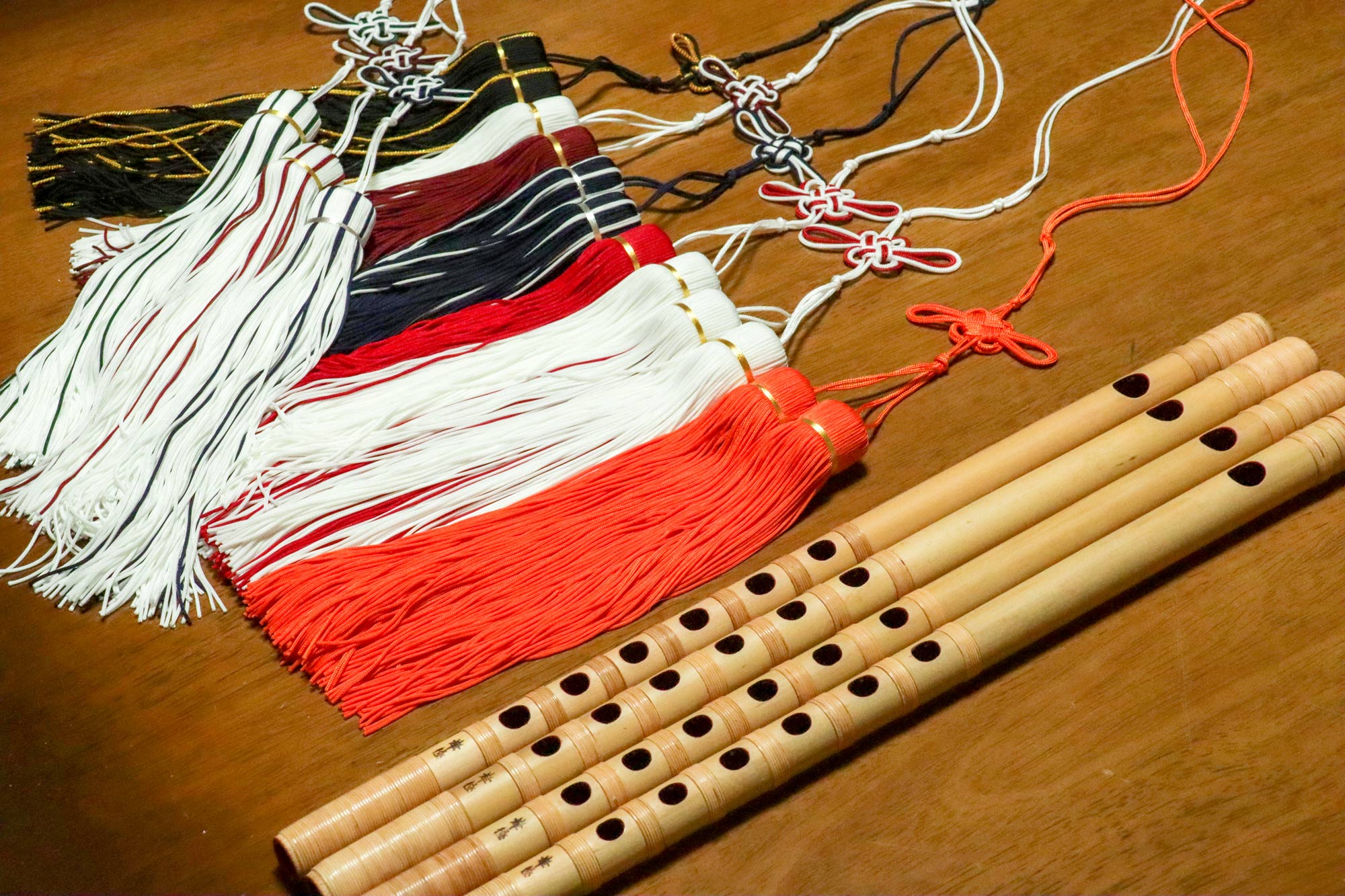 1200円 【72%OFF!】 神楽笛 竹製篠笛 7穴 六本調子 伝統的な楽器 竹笛横笛 お囃子